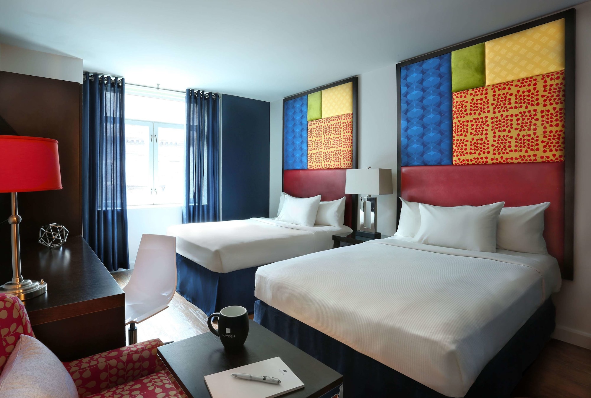 SUPERIOR, 2 DOUBLE BEDS
