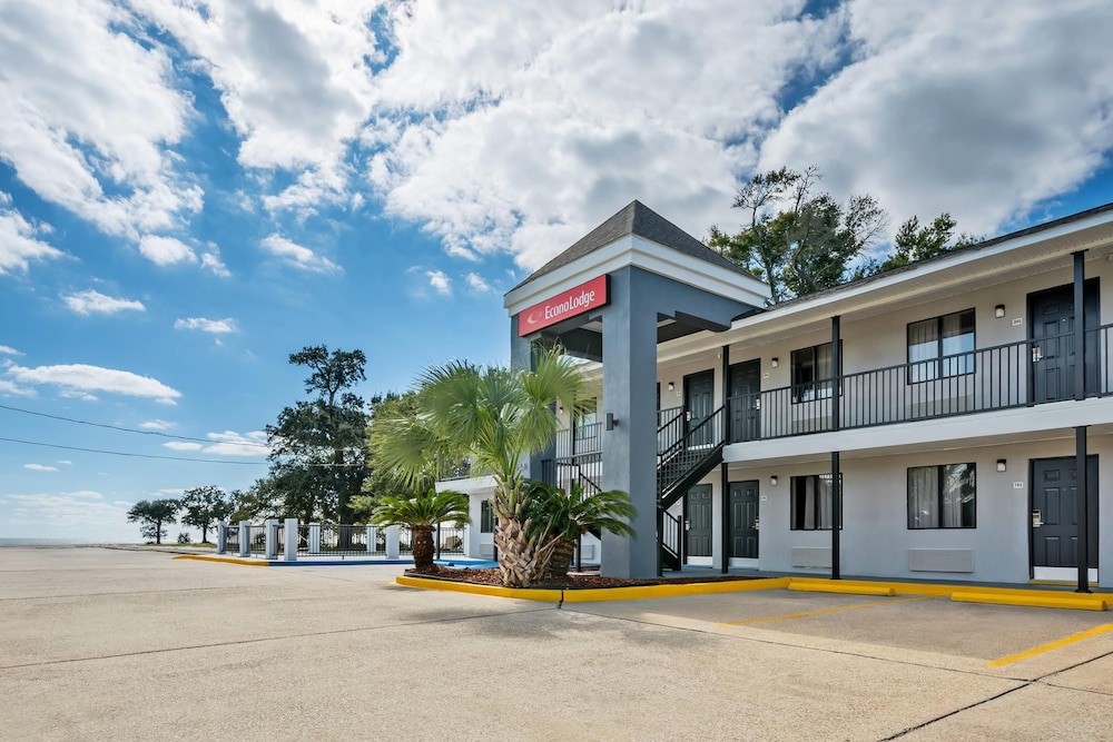Econo Lodge Biloxi Beach 30/43
