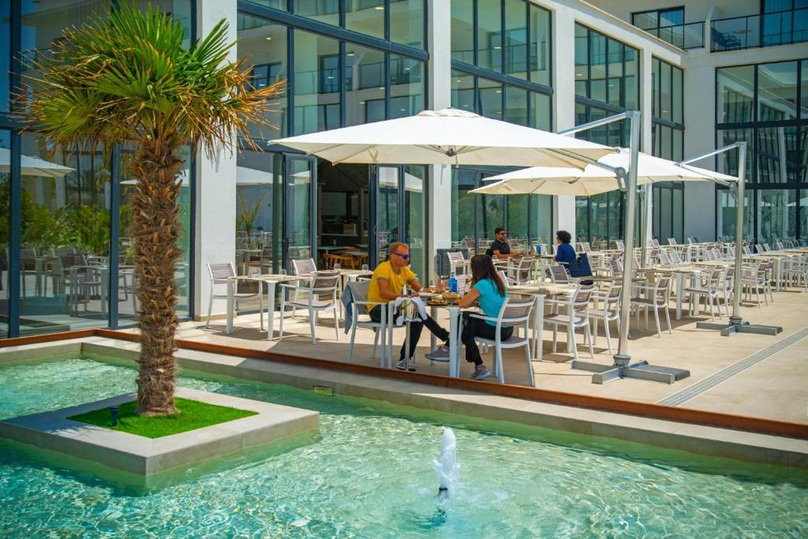 Cabogata Jardin 79/89