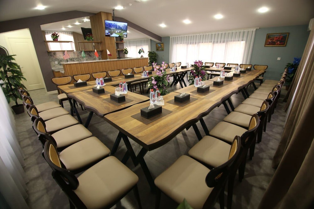 Sebail Inn Hotel 39/50