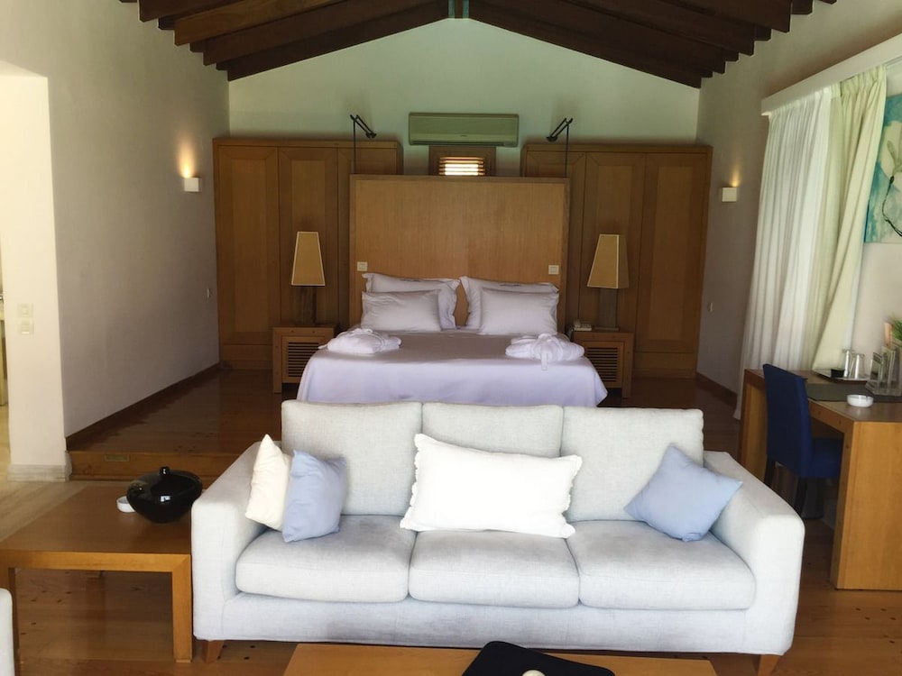 Ionian Blue Bungalows And Spa Resort 29/65