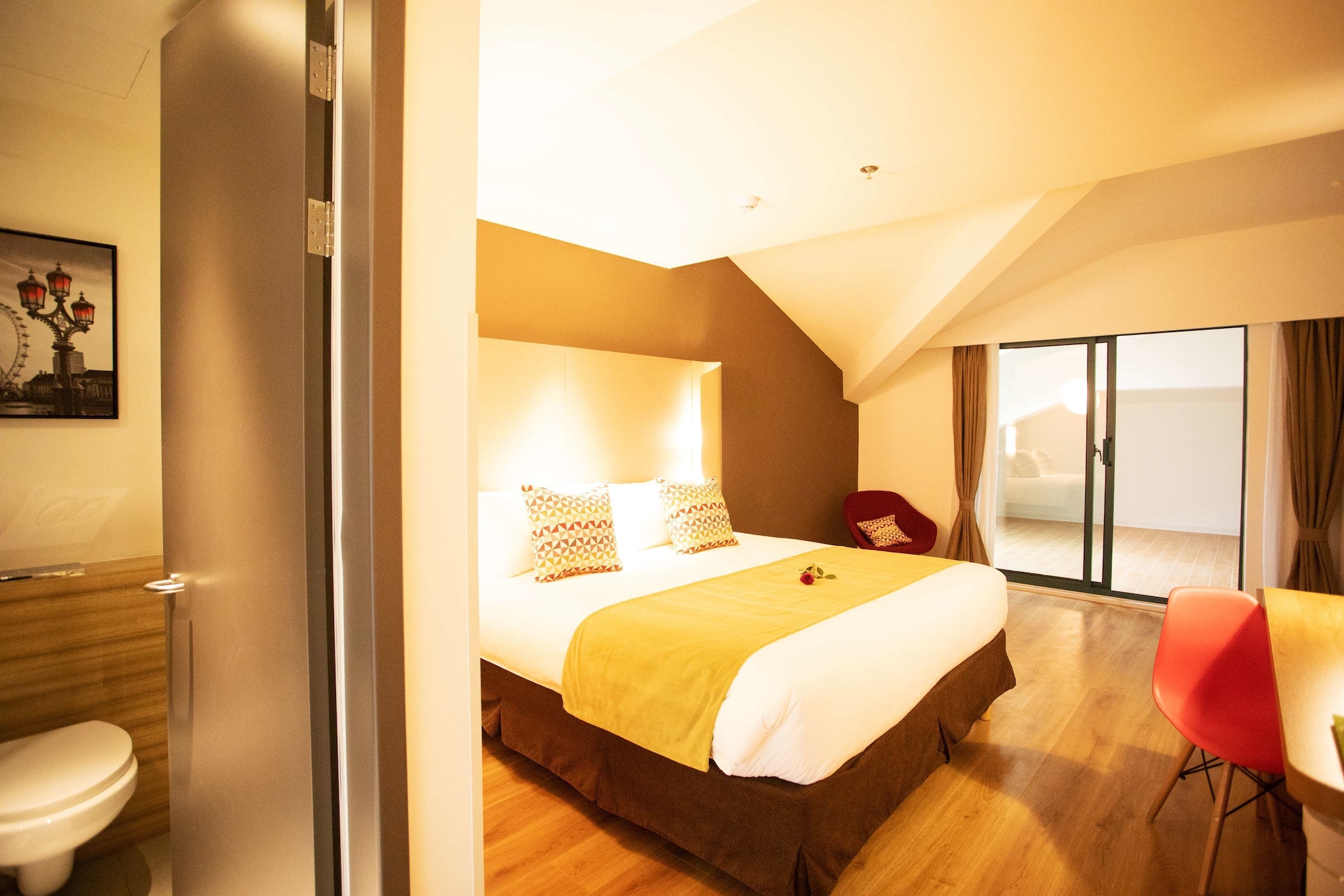 غرفة قياسية بسرير كينج، Campanile Hotel Hefei Singapore Garden 2/2