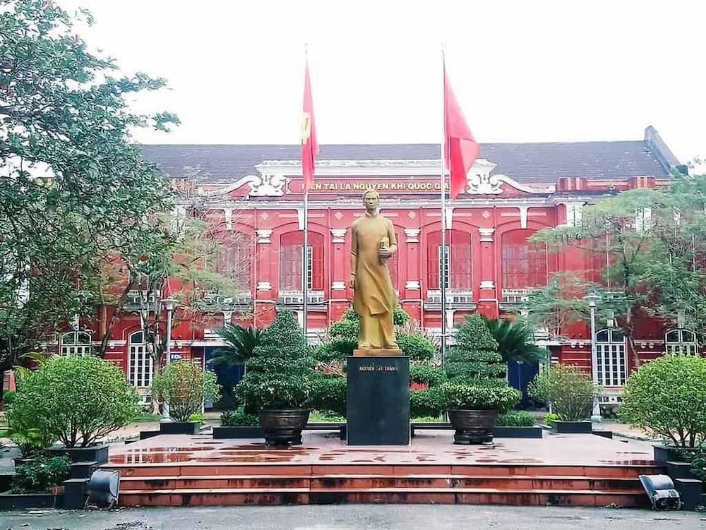 Nice Hue Hotel 47/50