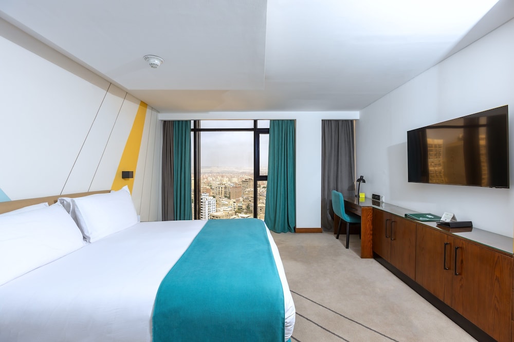Holiday Inn & Suites - Cairo Maadi, an IHG Hotel 24/59
