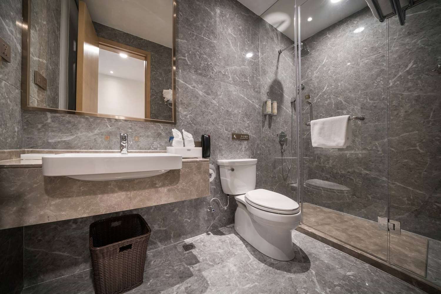 Days Hotel By Wyndham Yinxiang Wuyishan 19/21