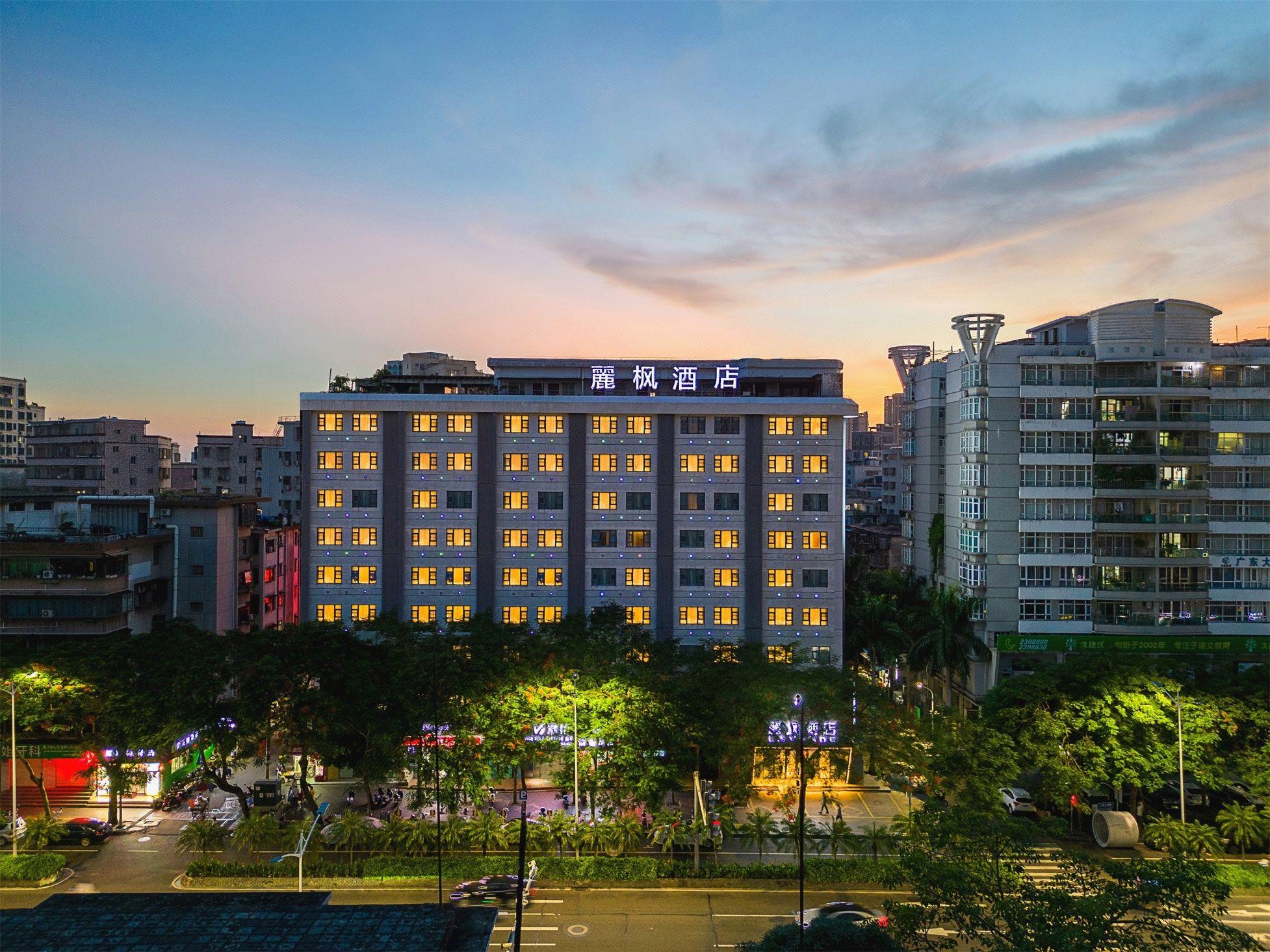 Lavande Hotel (Zhanjiang Guomao Guangbai) 7/60