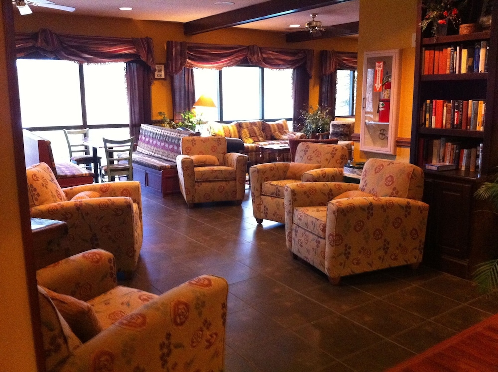 Highlands Inn Lodge Formerly Hampton Inn Highlands 26/53