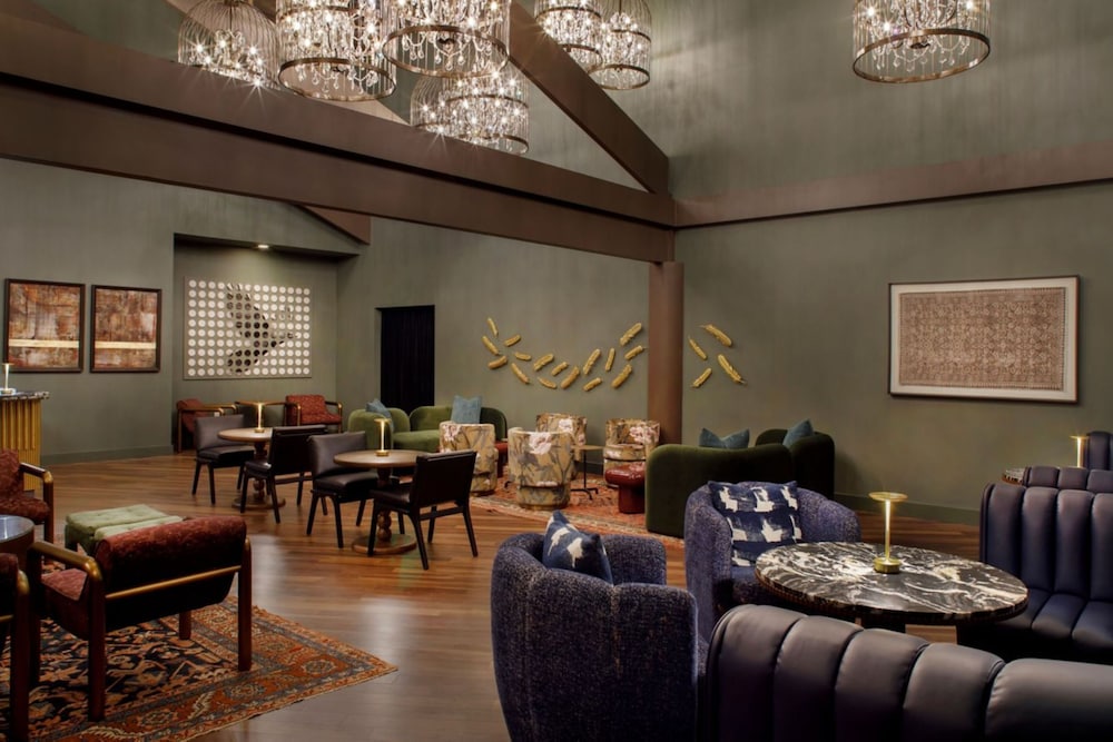 The Beeman Hotel 47/67
