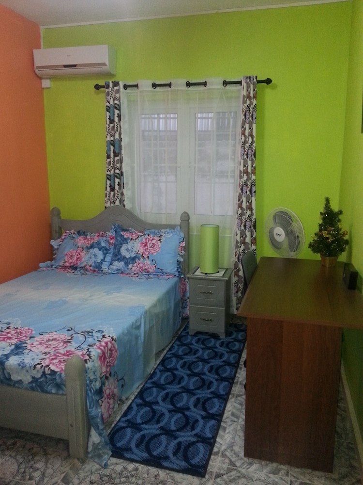 Sunset Beach Apartment 6/21