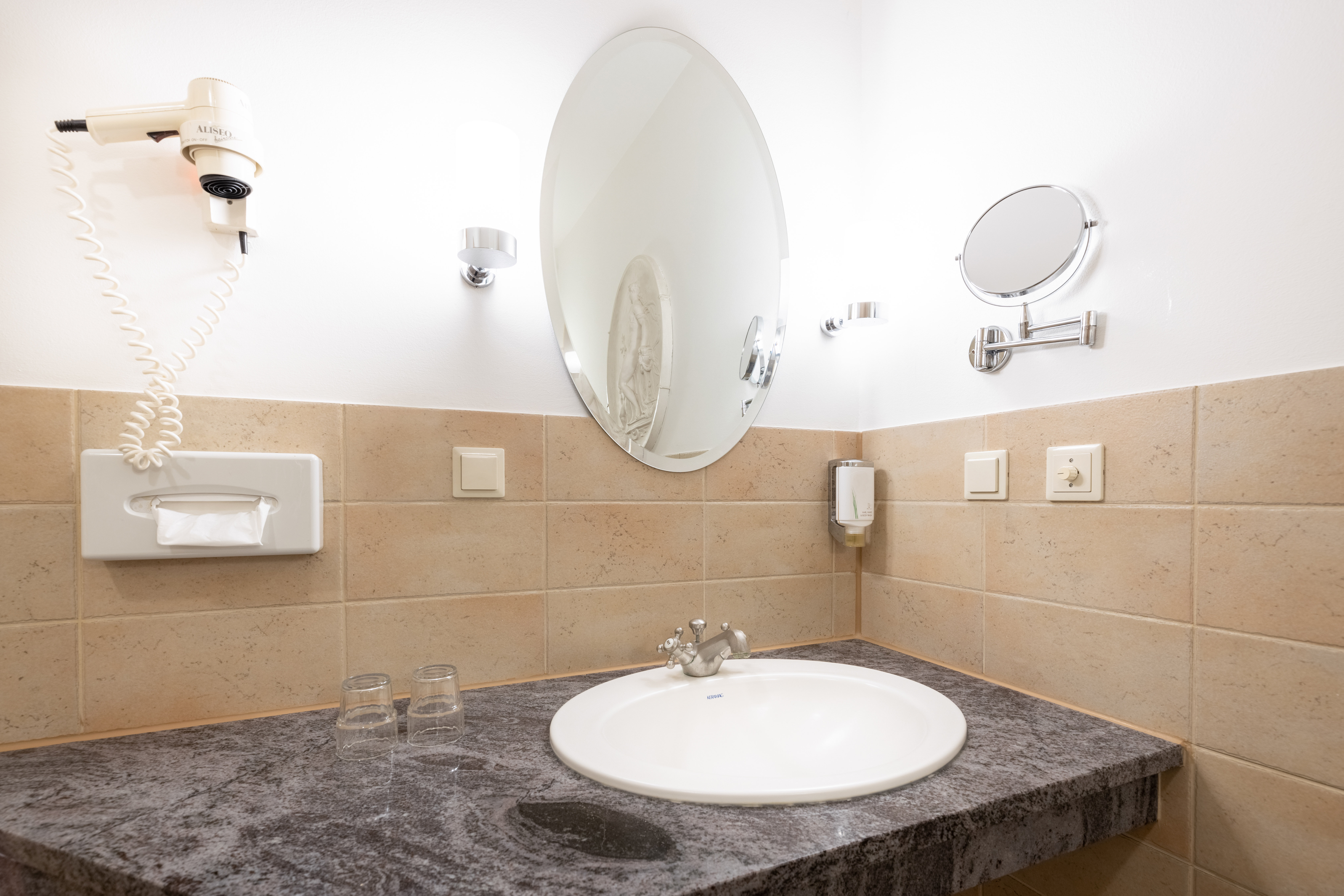 Garner Hotel Berlin Messe by IHG 98/99