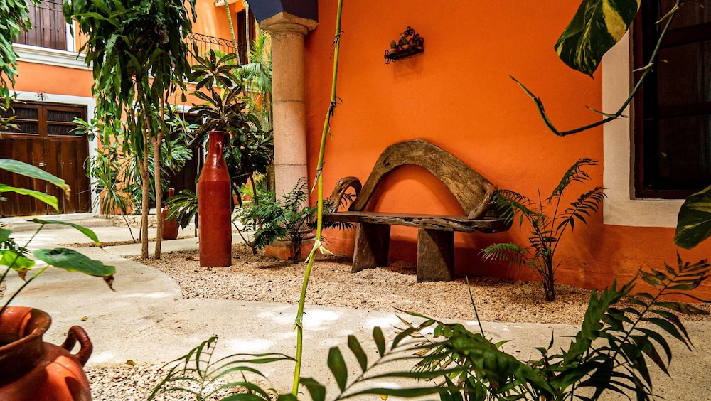 Hotel Casa de las Flores by Kavia 54/63