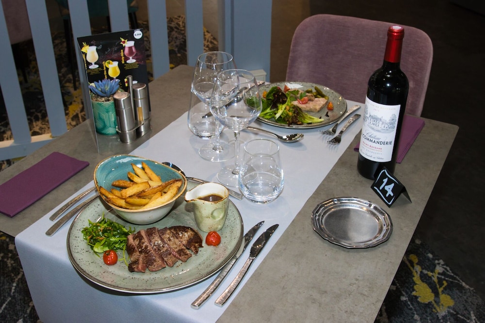 HOTEL LE CLOS DEAUVILLE SAINT-GATIEN 43/57