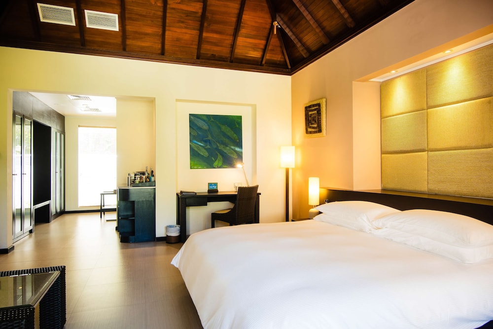Seychelles Labriz Resort and Spa 30/79