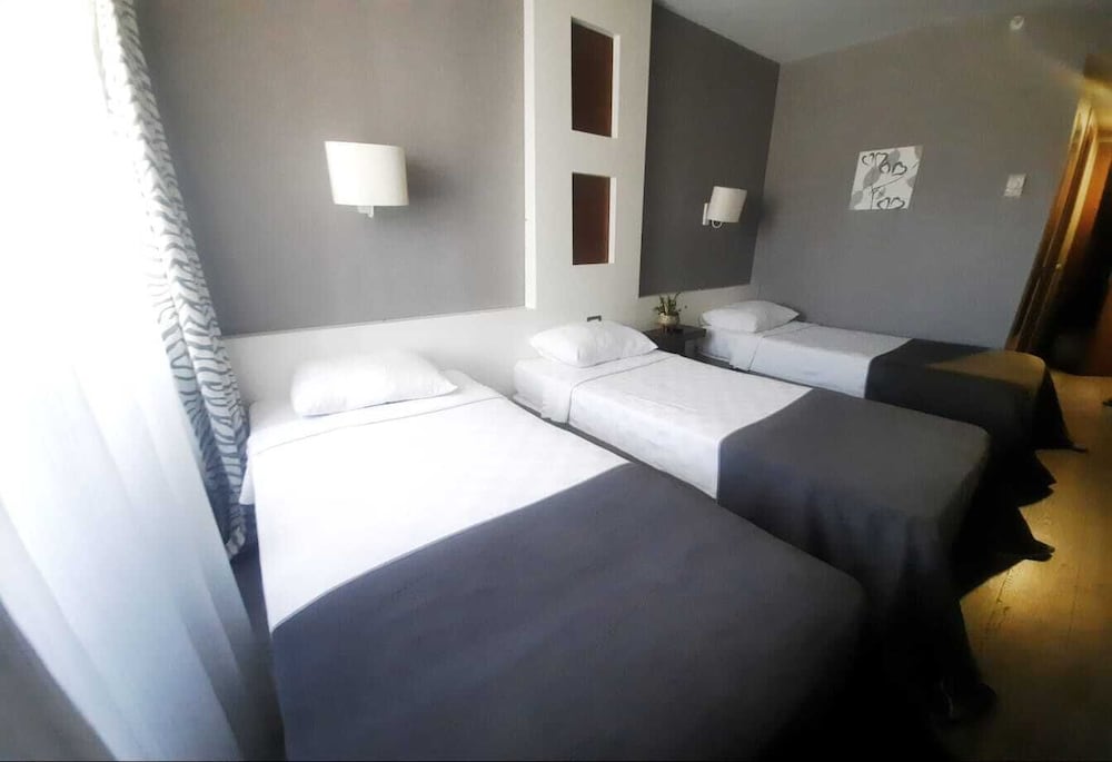 DEDEPARK HOTEL 12/50