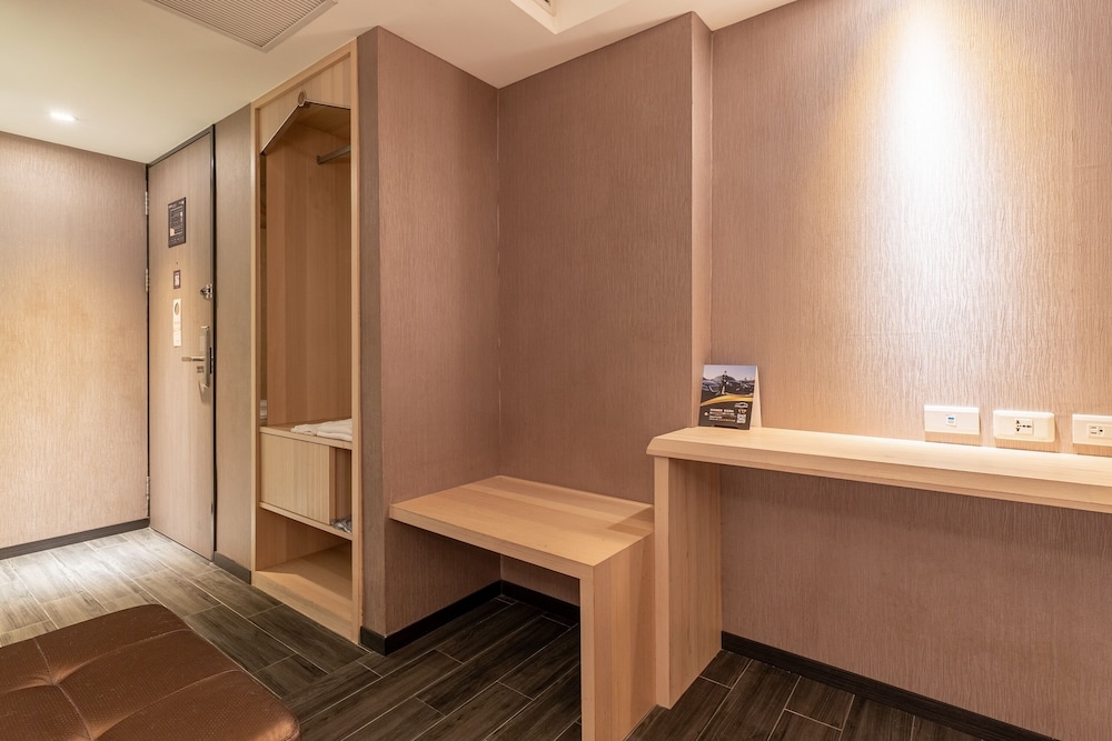 Guide Hotel Taipei Fuxing N. 43/71