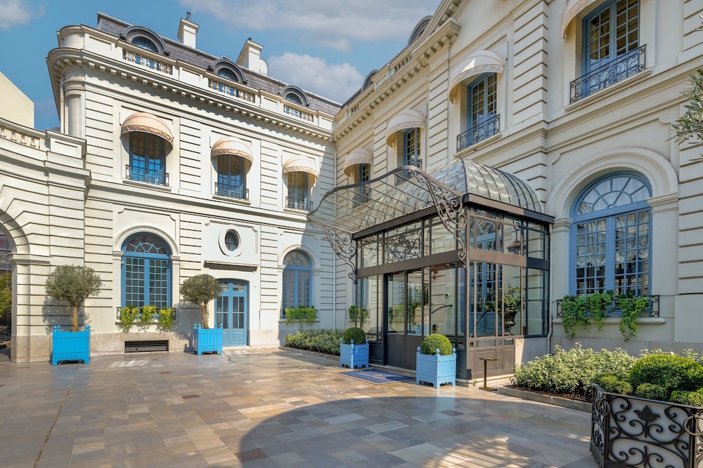 Santo Mauro, a Luxury Collection Hotel, Madrid 73/81