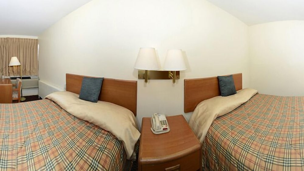 Travelers Inn 6/17