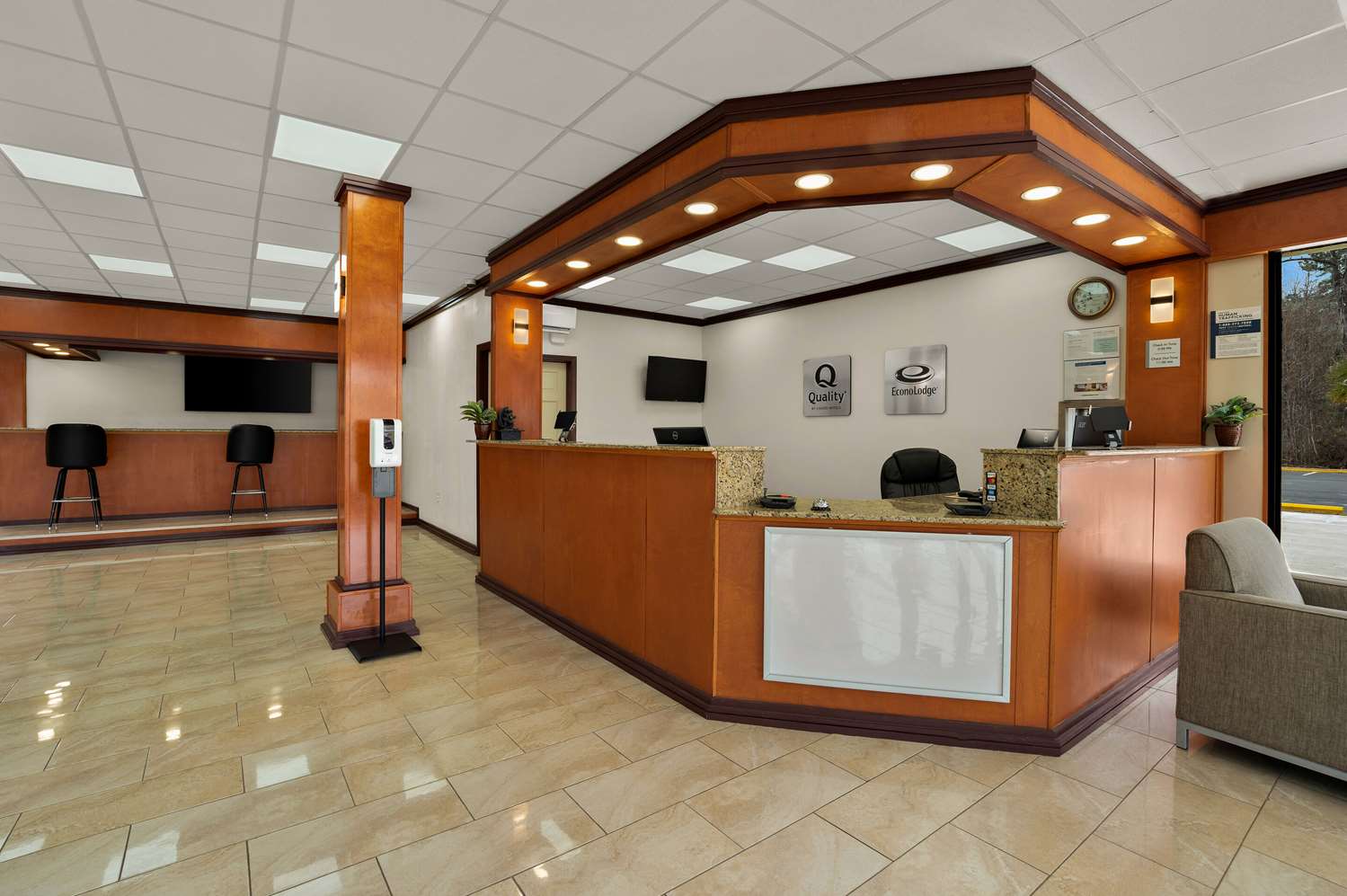 Quality Inn Yemassee - Point South I-95 7/27