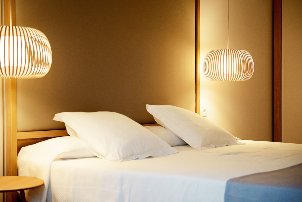 R2 Buganvilla Hotel and Spa 8/33