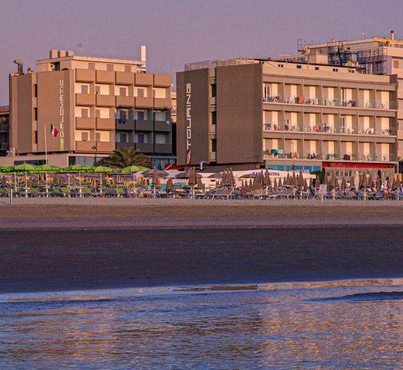 HOTEL DIPLOMATIC 17/19