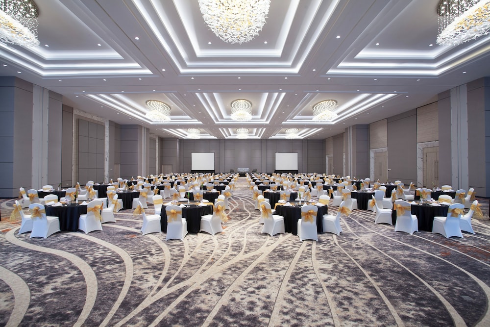 Harris Hotel and Convention Cibinong City Mall Bogor 48/61