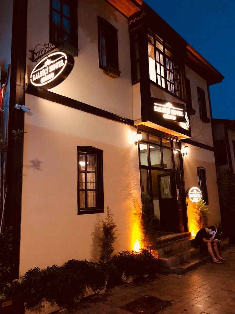 Kaleici Hotel 2/63