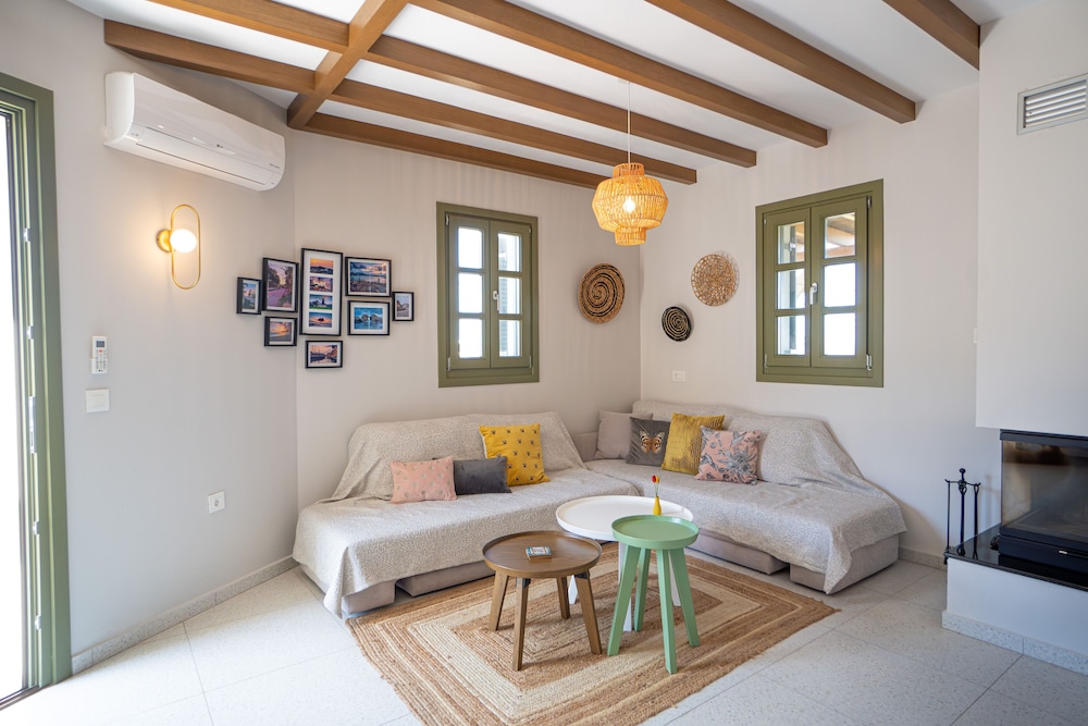 Villa Rosa 6/50