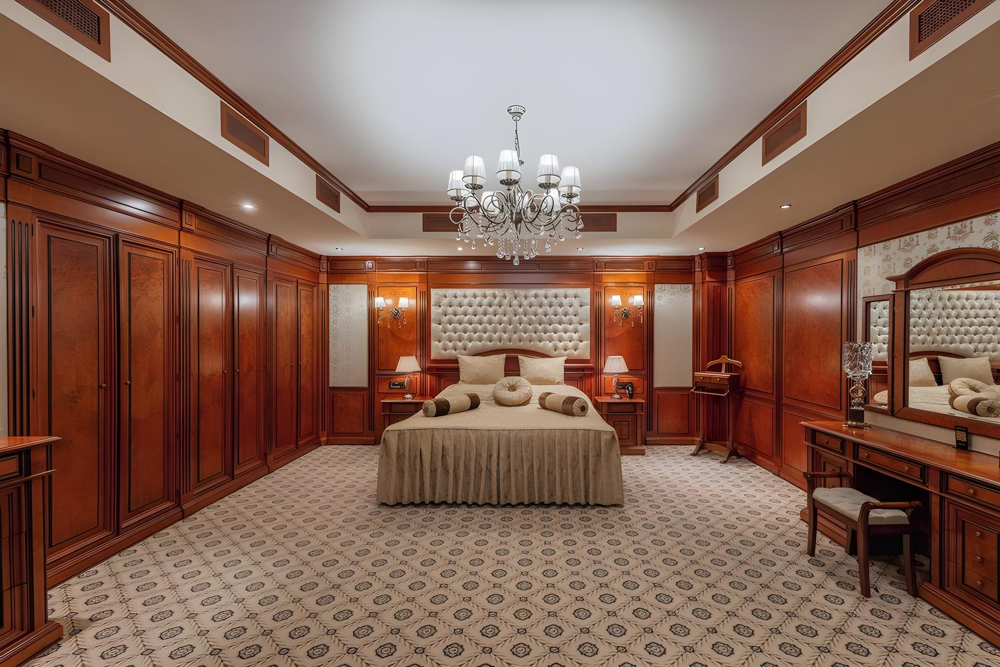 Presidential, Studio, Suite