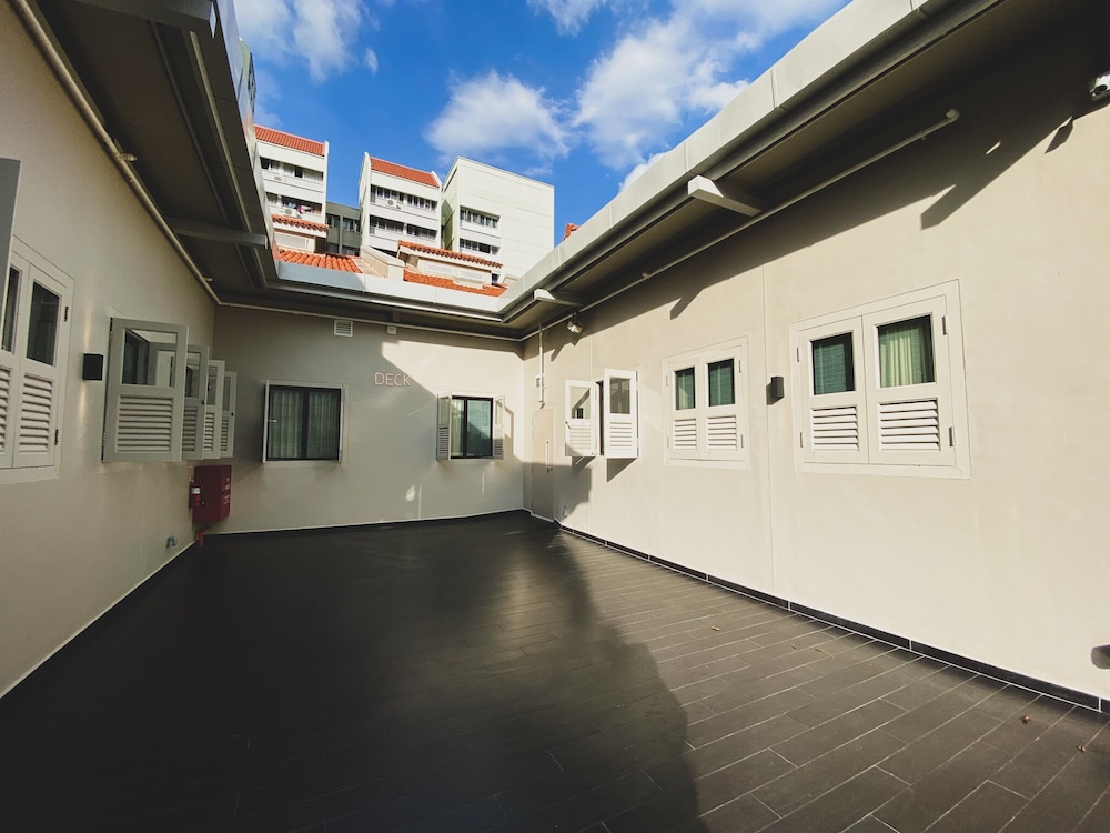 ST Signature Jalan Besar 20/50