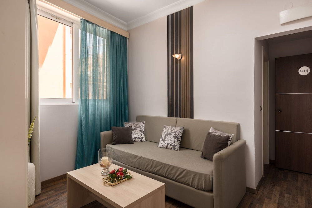 Arion Hotel Corfu 35/60