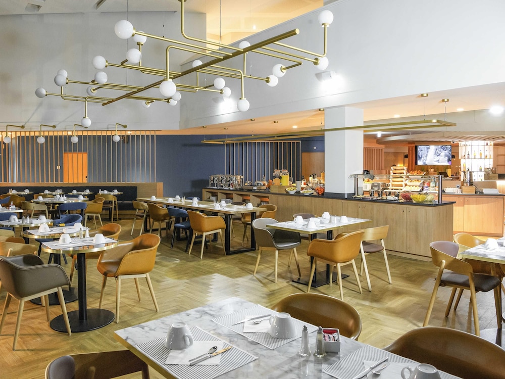 NOVOTEL LE HAVRE CENTRE GARE 42/67
