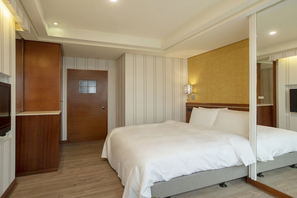 CAPITAL HOTEL NANJING 13/30