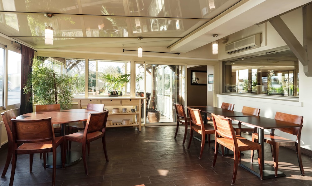 Hotel Kyriad Caen Sud Ifs 23/31