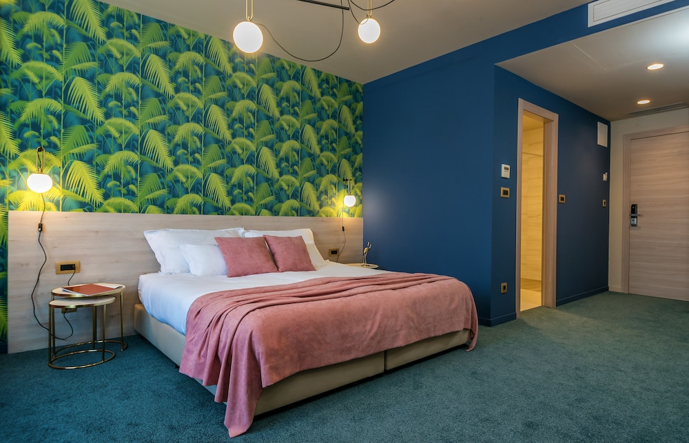 Priska Med Luxury Rooms 37/77