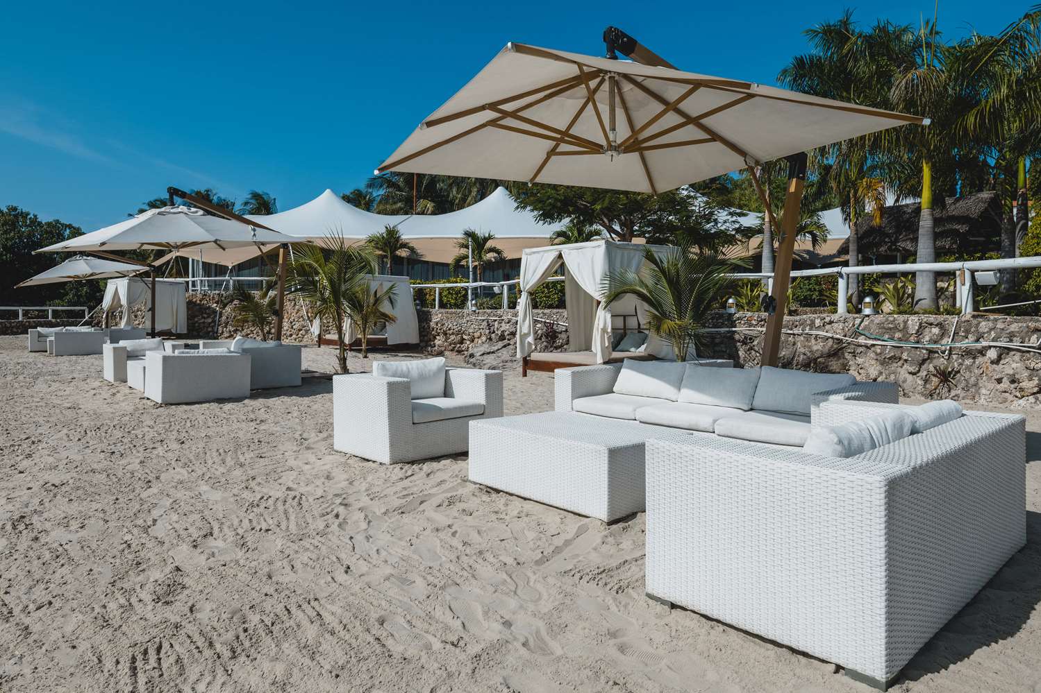Coral Beach Hotel Dar Es Salaam 30/32