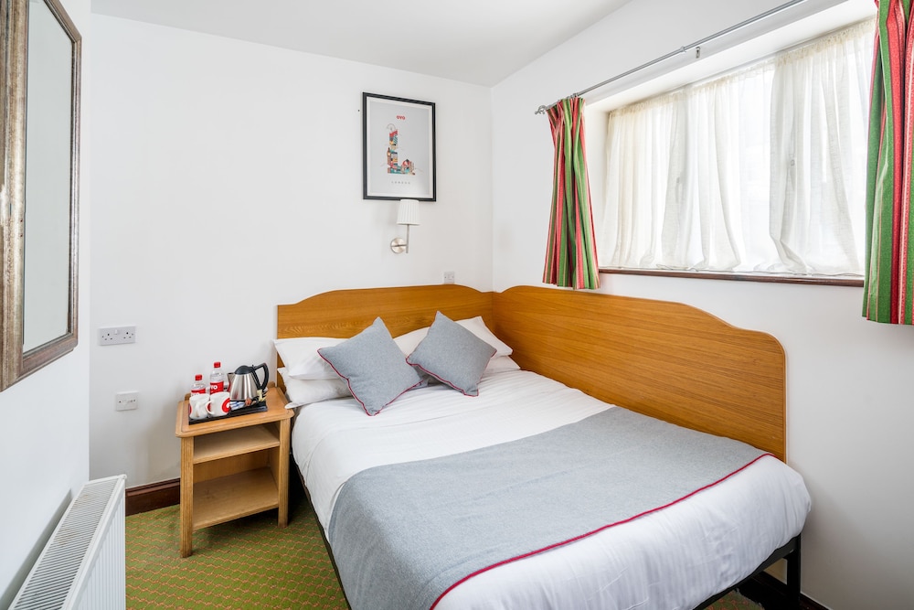 Abbey Hotel, London Shepherds Bush Market 5/36