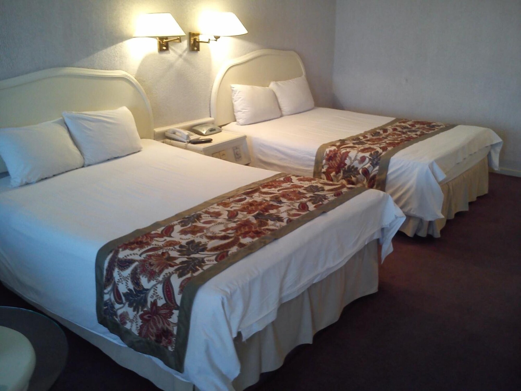 Standard, 2 Double Beds, Paraiso Express Hotel 3/5