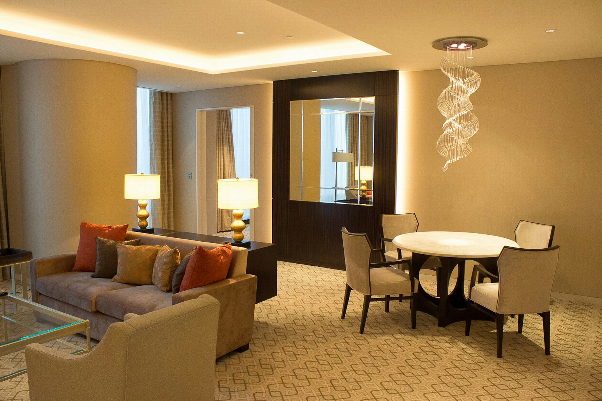 LOTTE HOTEL HANOI 37/72