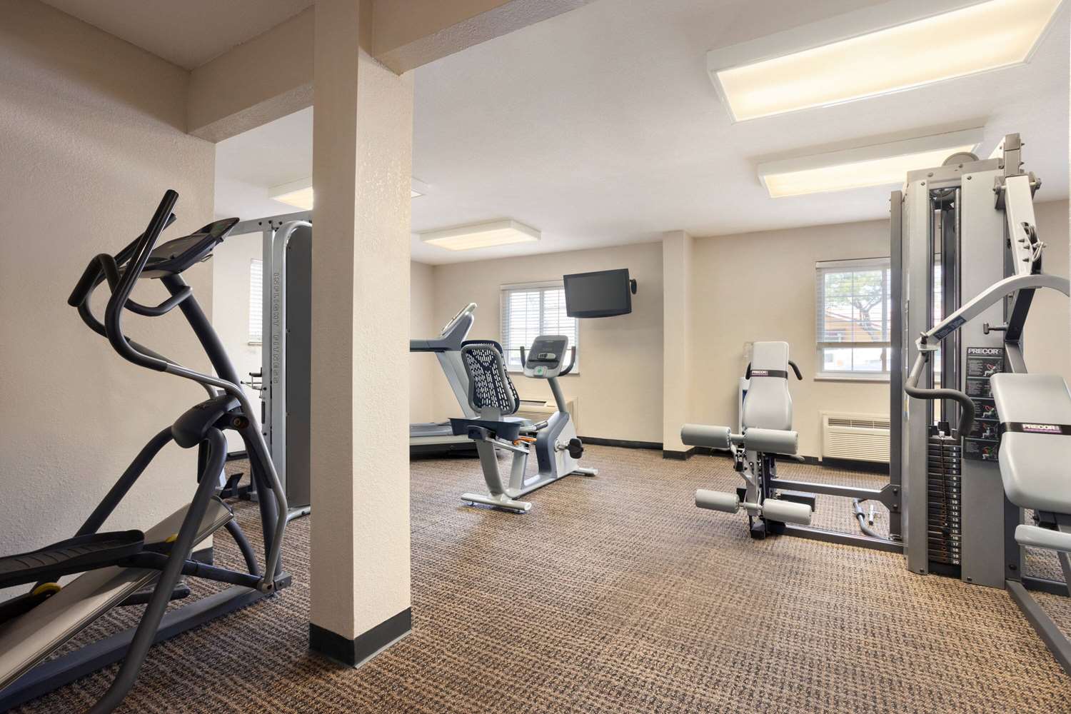 Baymont by Wyndham Kansas City KU Medical Center 6/11
