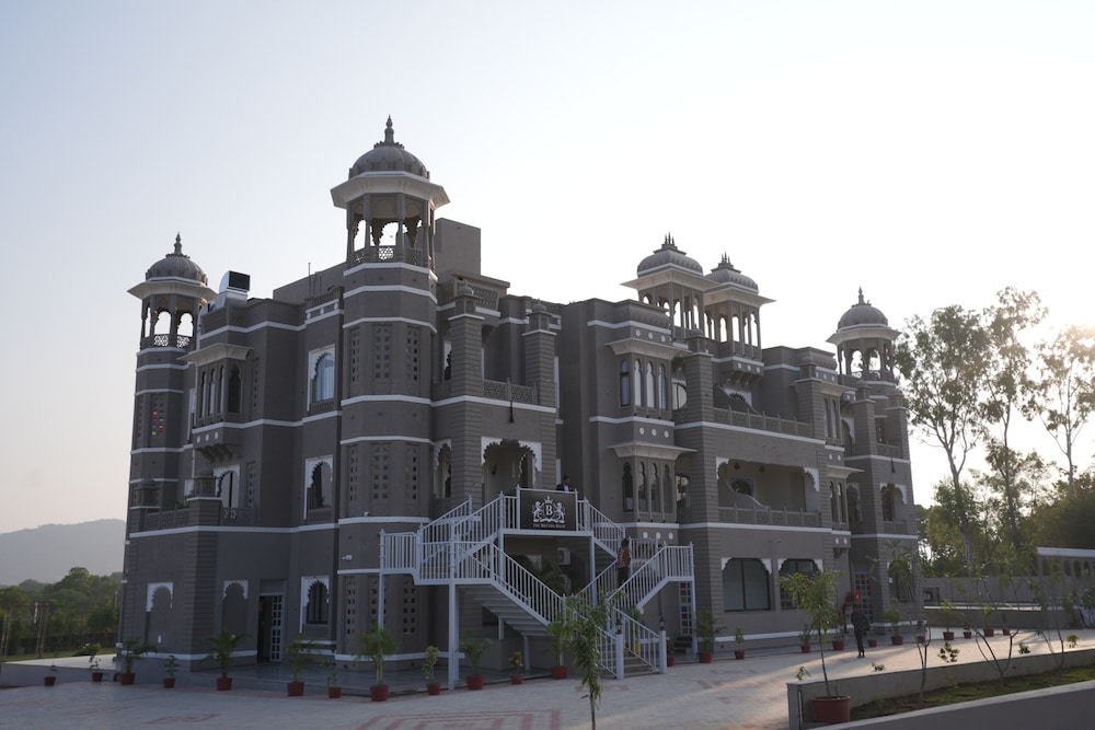 The Biletha Bagh photo4