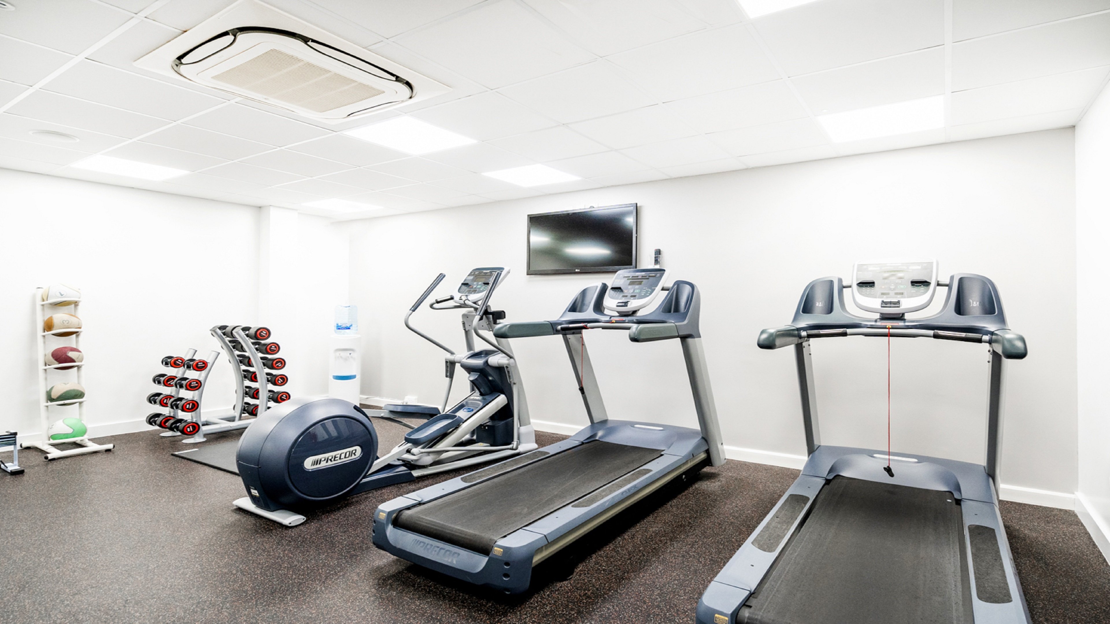 Holiday Inn London Luton Airport 33/64