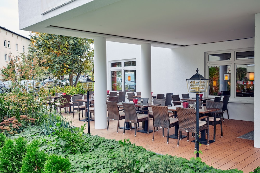 Heiner Hotel Darmstadt 28/31