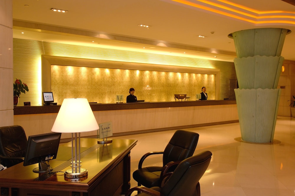 Merry Hotel Shanghai 6/74