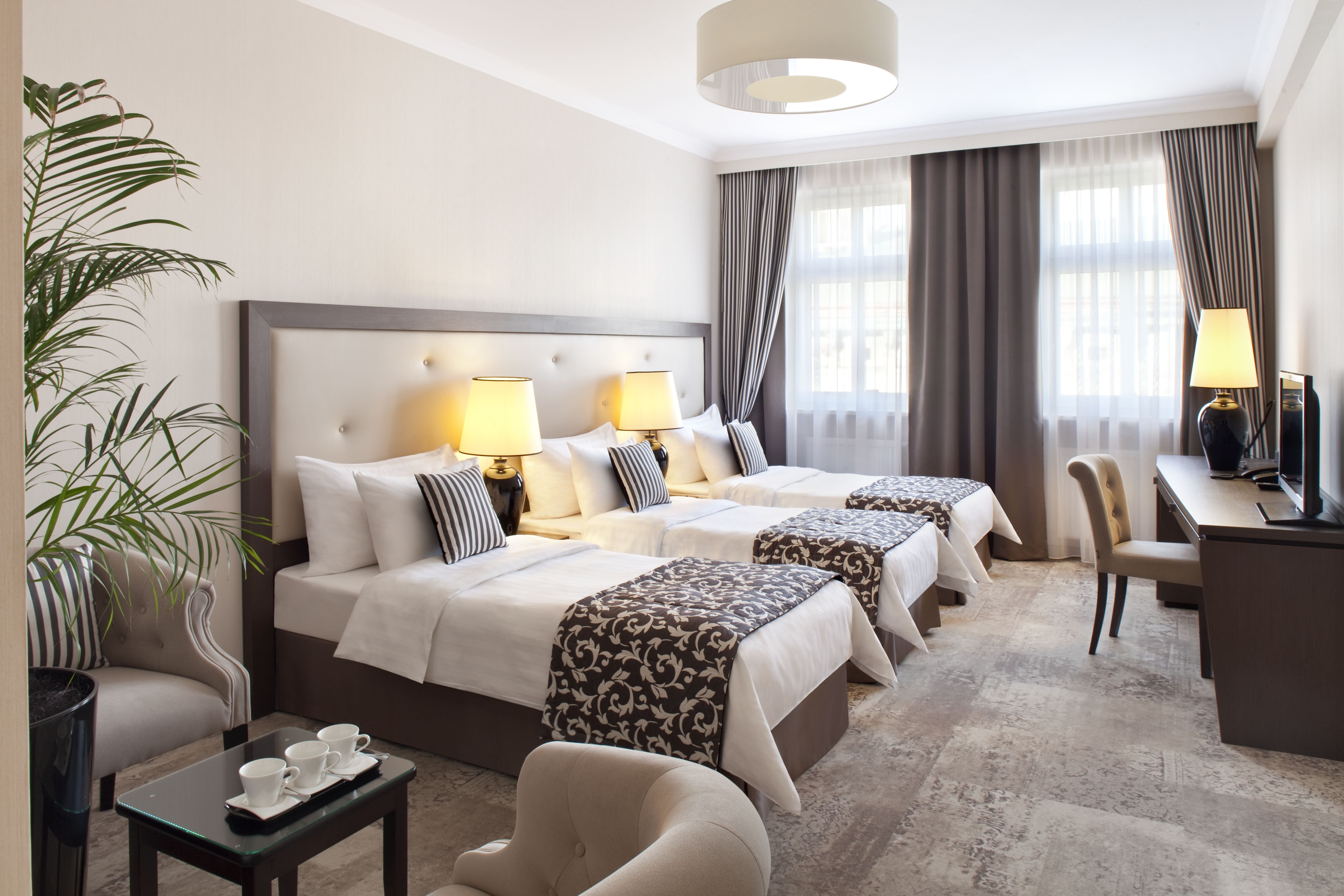 ROOM, TRIPLE