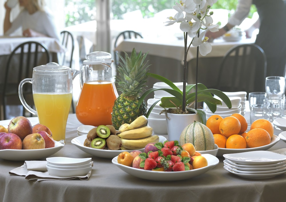Hotel Ristorante Alcide 49/57