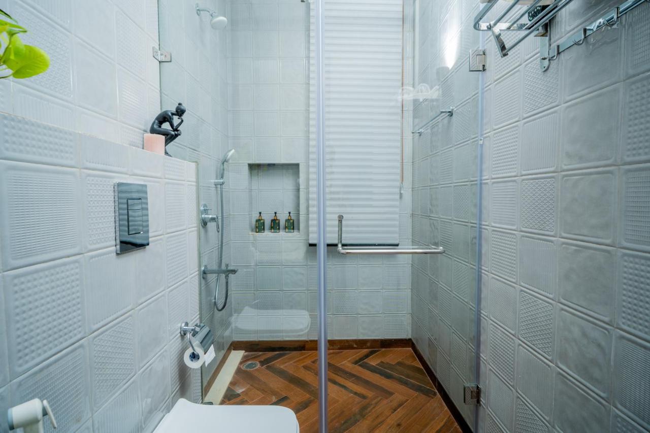ELIVAAS Prive Suntuarios Casa Ikkebana 4 BHK With Jacuzzi, Pvt Pool and Bar 54/54