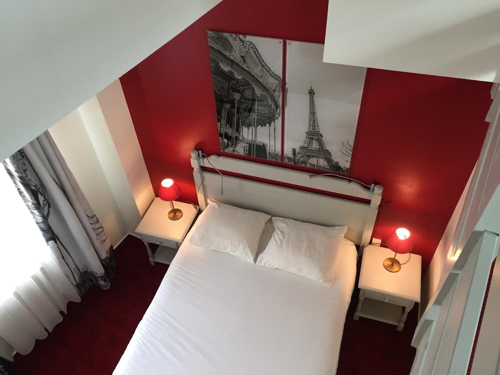 Hotel the Originals City Rueil Centre 4/67