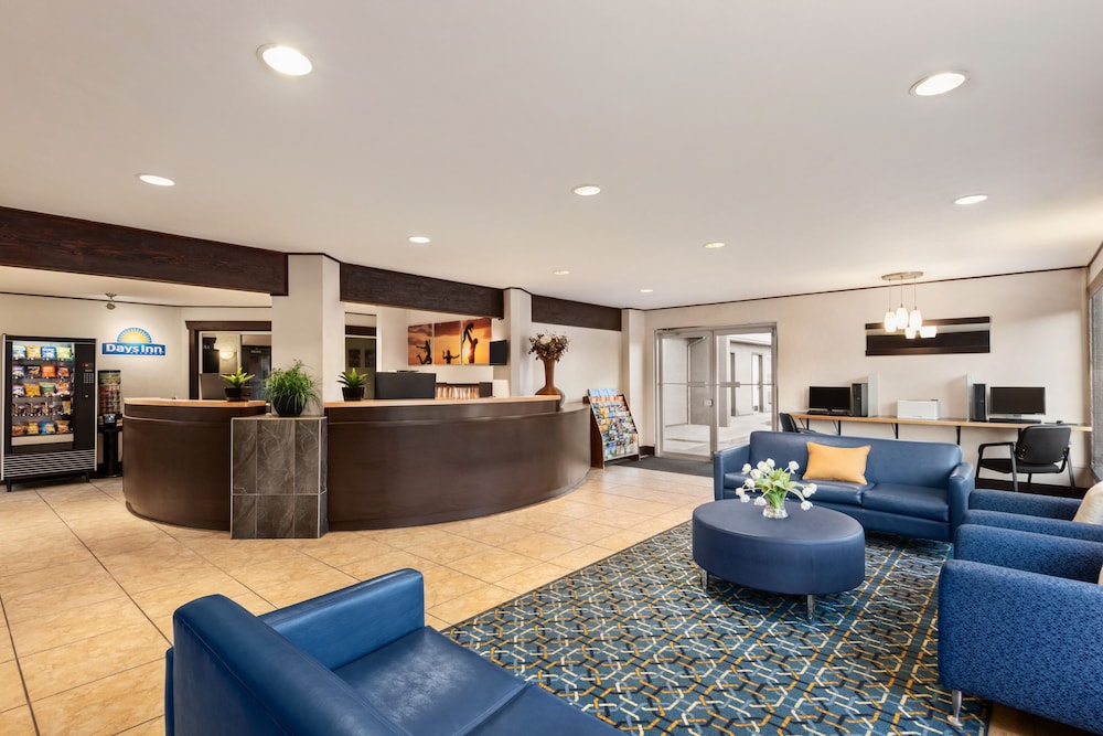 Days Inn By Wyndham Kelowna 7/37