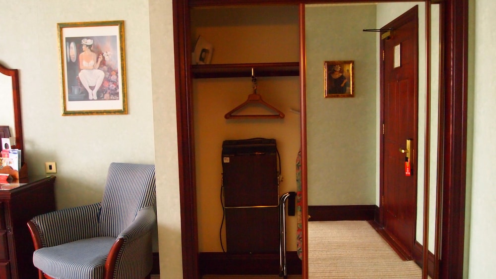 Britannia International Hotel 16/58