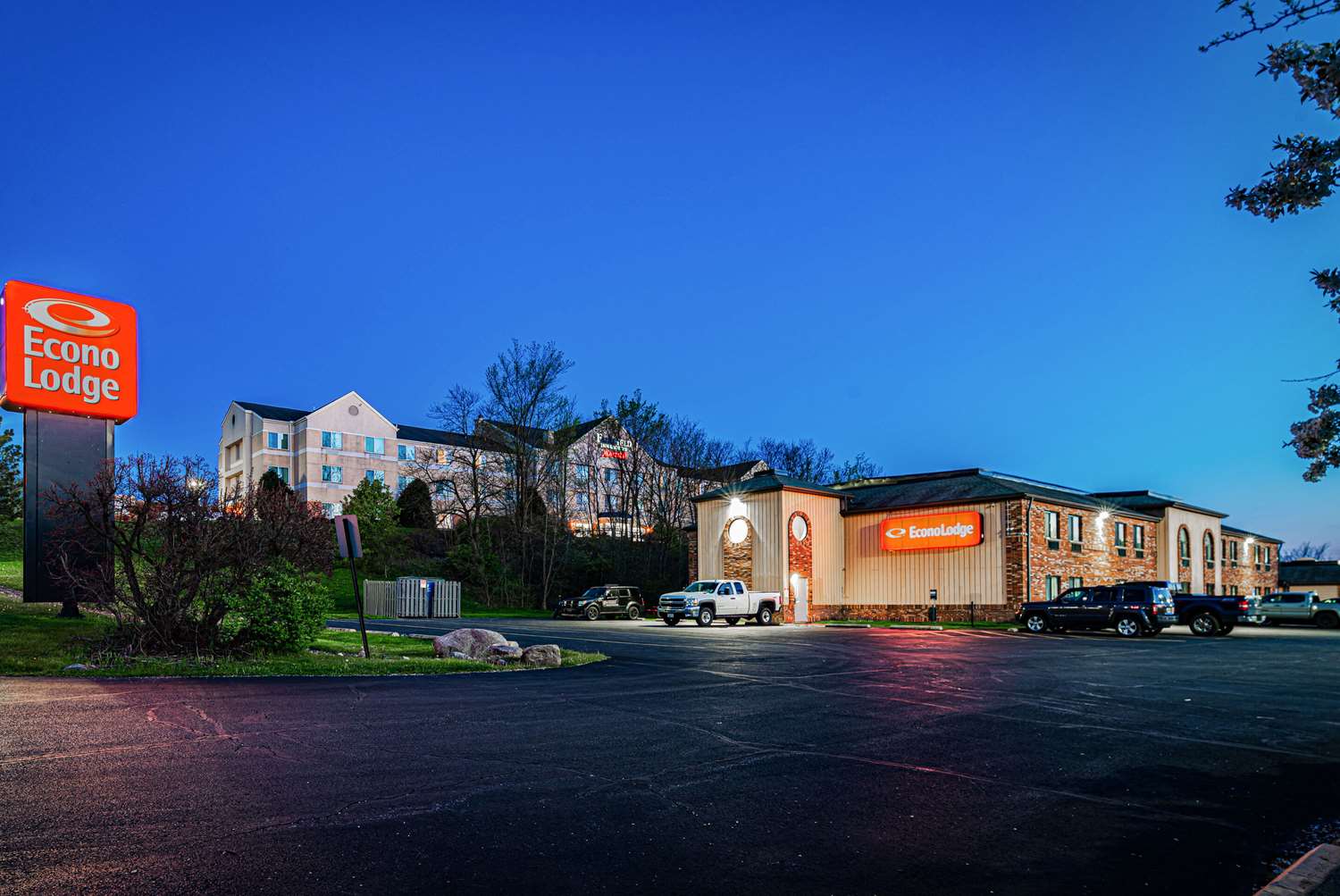 Econo Lodge Cleveland Southeast Kent 2/29